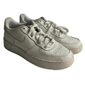 Nike Size 6Y Air Force 1 Low Top Sneakers Womens 7.5 Mens 6 Triple White Retro